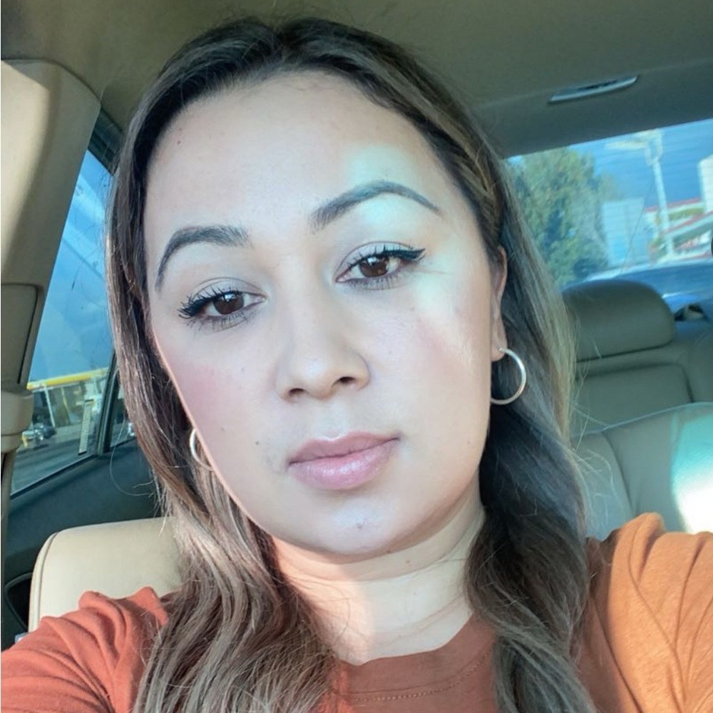Meet your Posher, Lorena